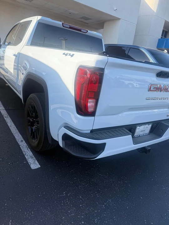 2026 GMC Sierra 5th Gen - Image 7 of 8