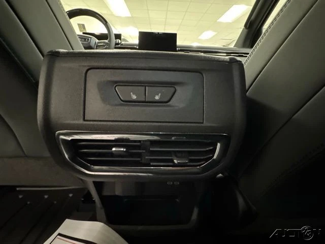 2026 GMC Sierra 5th Gen - Image 13 of 19
