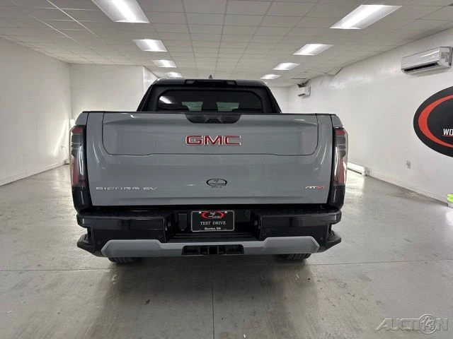 2026 GMC Sierra 5th Gen - Image 6 of 19