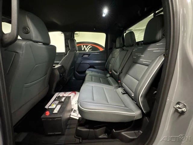 2026 GMC Sierra 5th Gen - Image 12 of 19