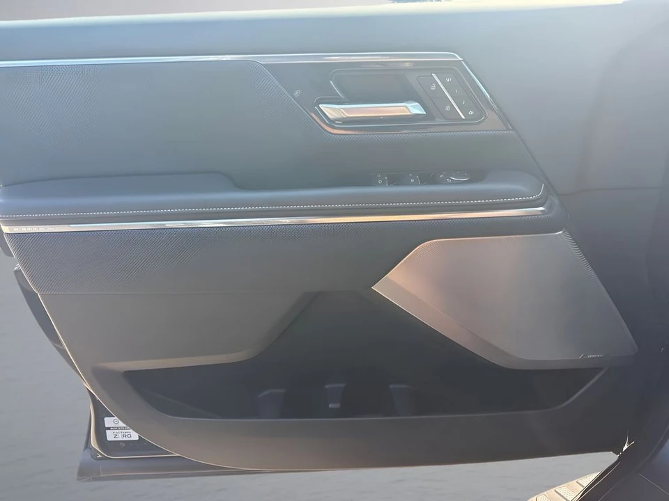2026 GMC Sierra - Image 21 of 29