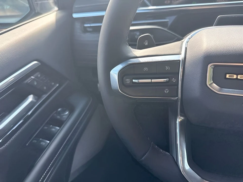 2026 GMC Sierra - Image 15 of 29
