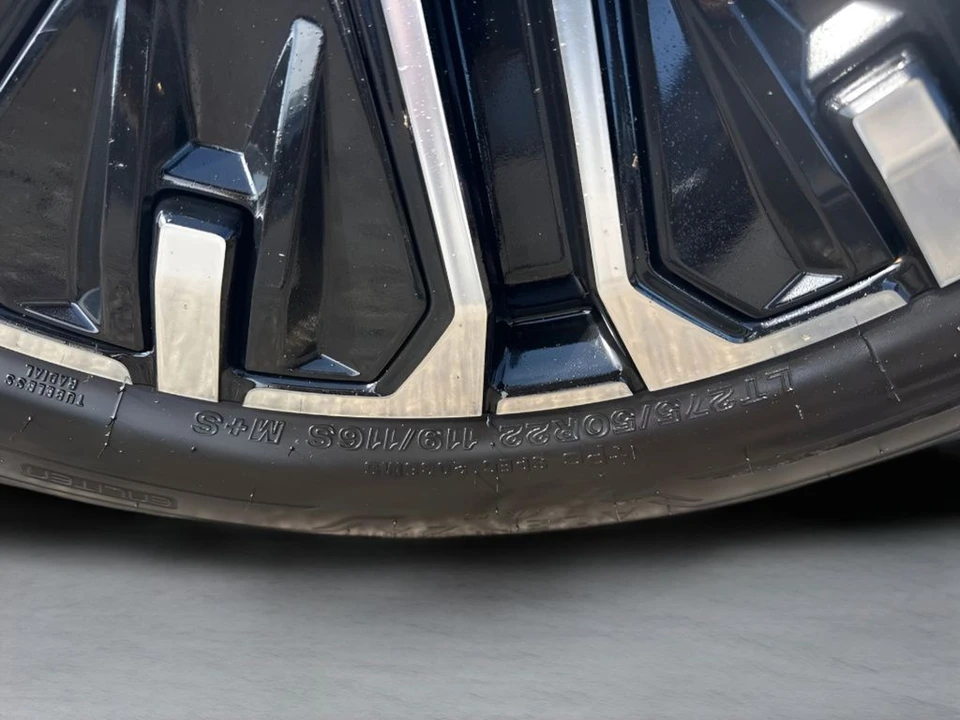 2026 GMC Sierra - Image 28 of 29