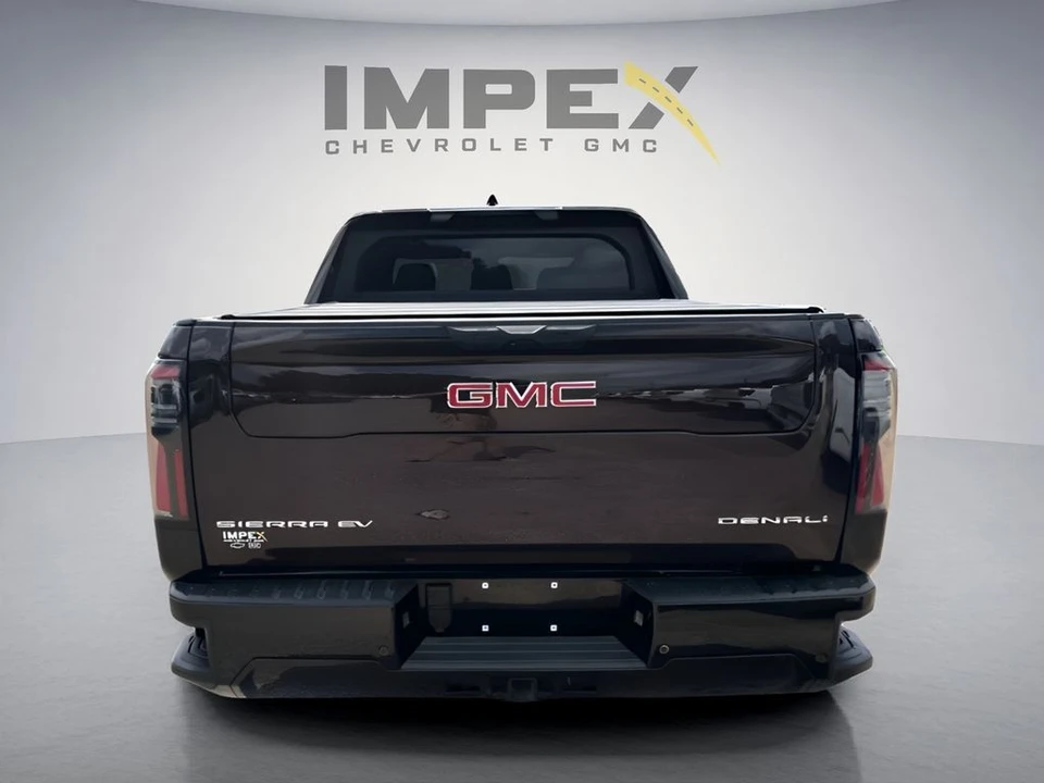 2026 GMC Sierra - Image 4 of 31