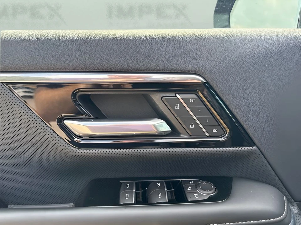 2026 GMC Sierra - Image 11 of 31