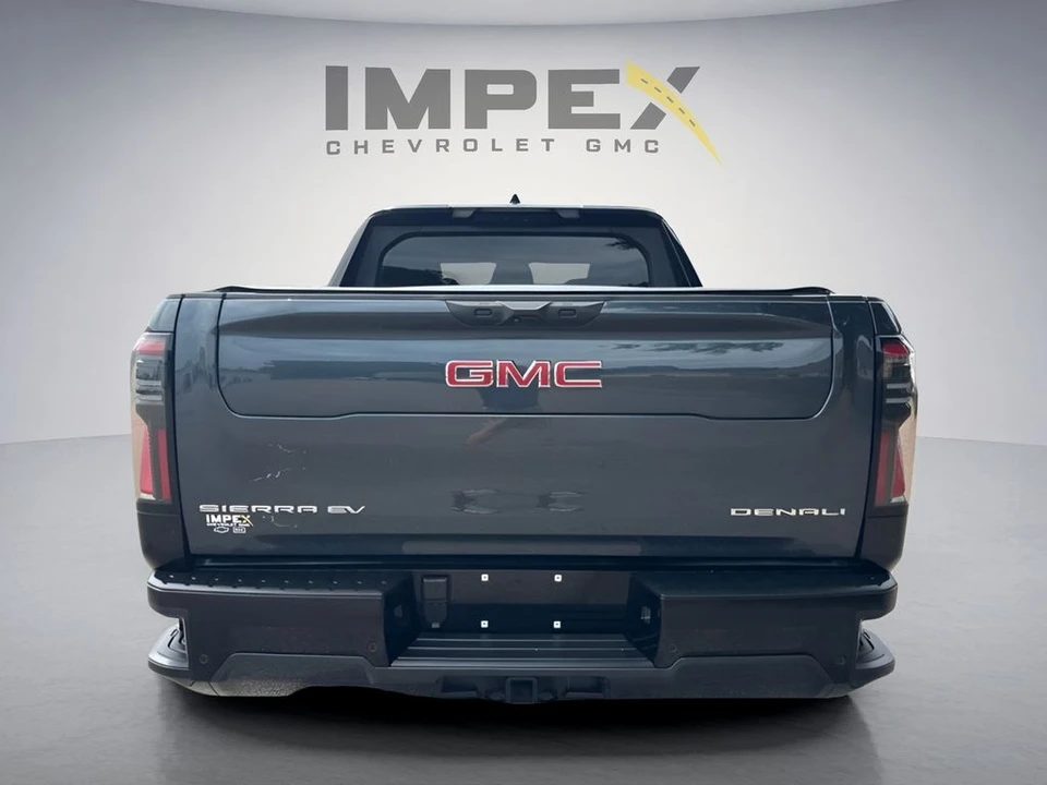 2026 GMC Sierra - Image 4 of 31