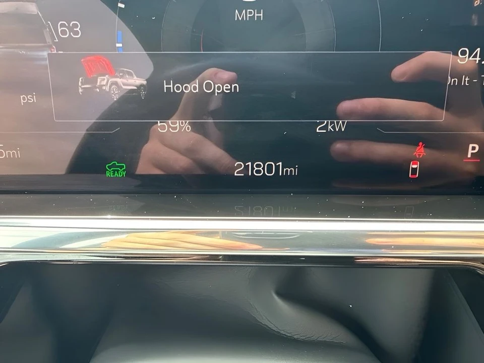 2026 GMC Sierra - Image 28 of 31