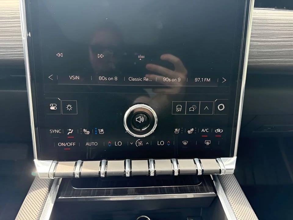 2026 GMC Sierra - Image 21 of 31