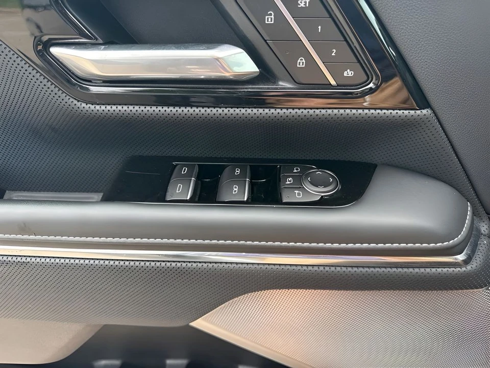 2026 GMC Sierra - Image 30 of 31