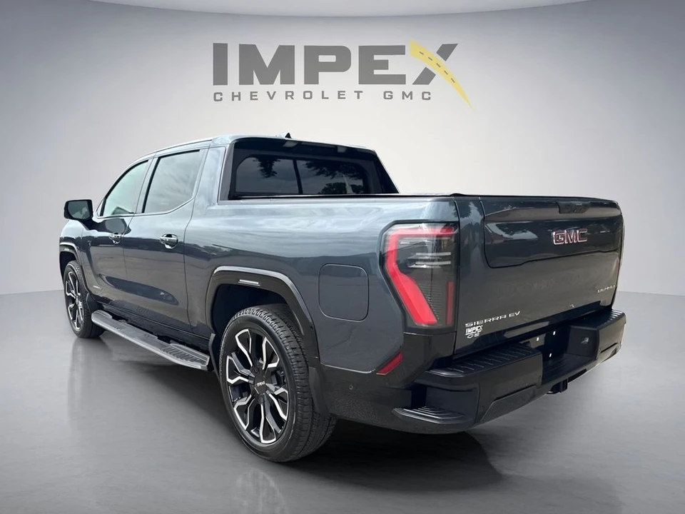 2026 GMC Sierra - Image 3 of 31
