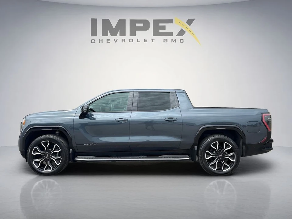 2026 GMC Sierra - Image 2 of 31