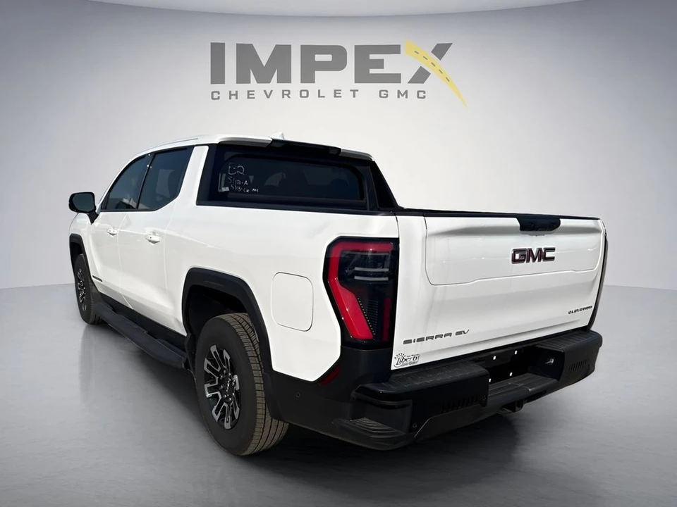 2026 GMC Sierra - Image 2 of 10