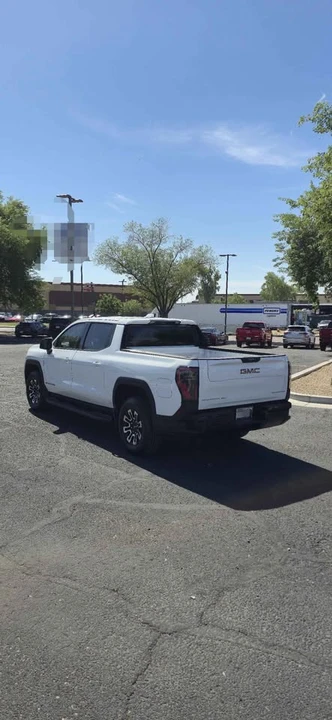 2026 GMC Sierra - Image 3 of 8