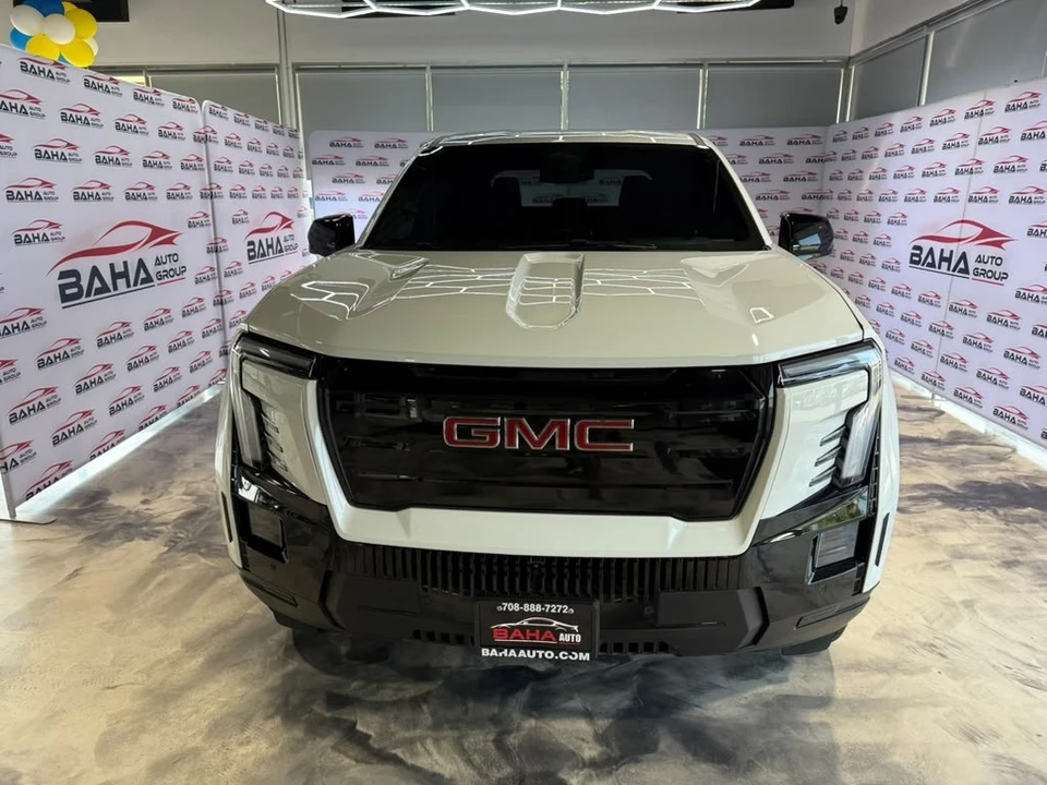 2026 GMC Sierra - Image 4 of 31