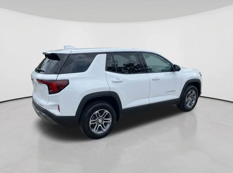 2026 GMC Terrain - Image 6 of 13