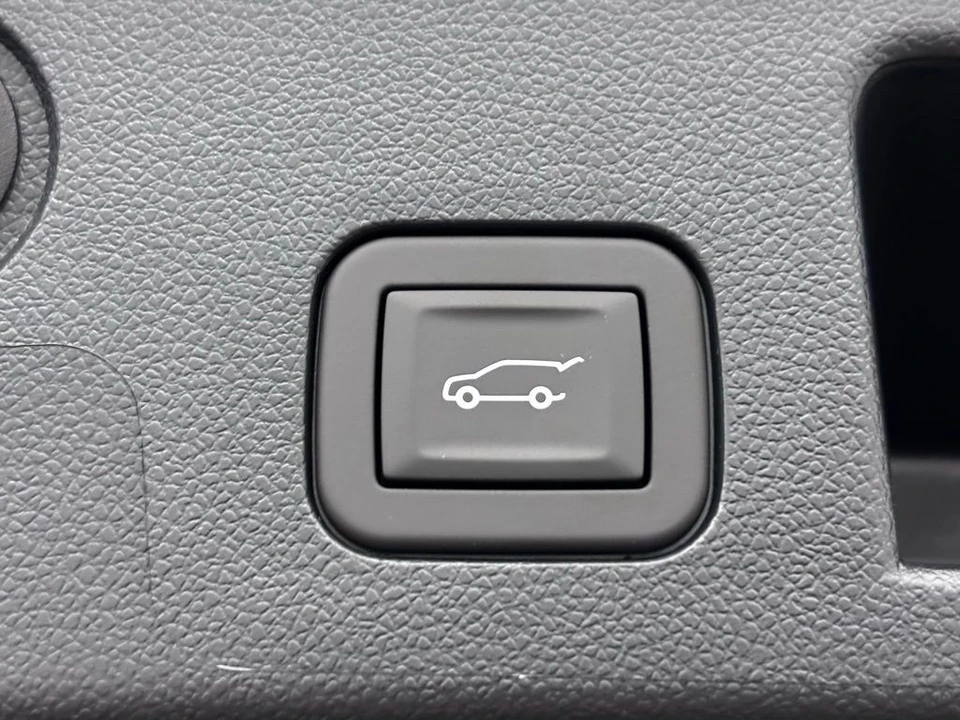 2026 GMC Terrain - Image 11 of 12