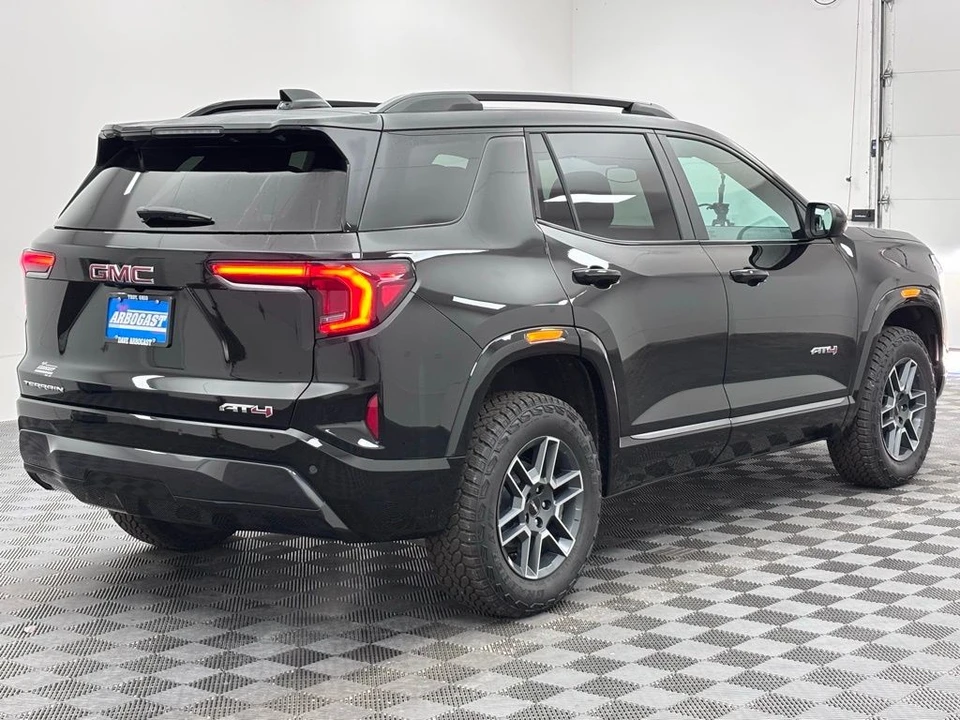 2026 GMC Terrain - Image 8 of 12