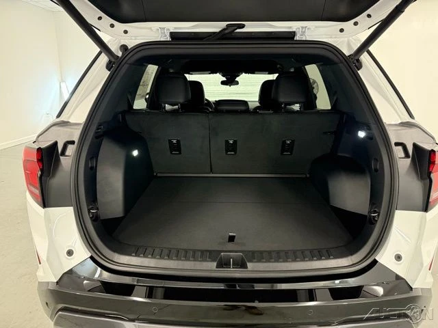 2026 GMC Terrain - Image 8 of 12