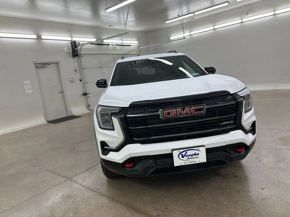 2026 GMC Terrain - Image 3 of 12
