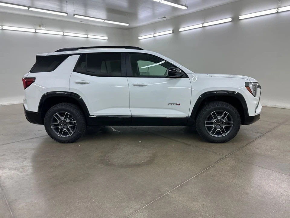 2026 GMC Terrain - Image 12 of 12