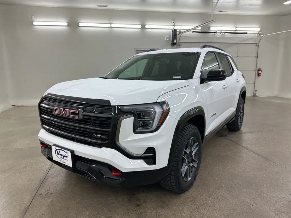 2026 GMC Terrain - Image 5 of 12