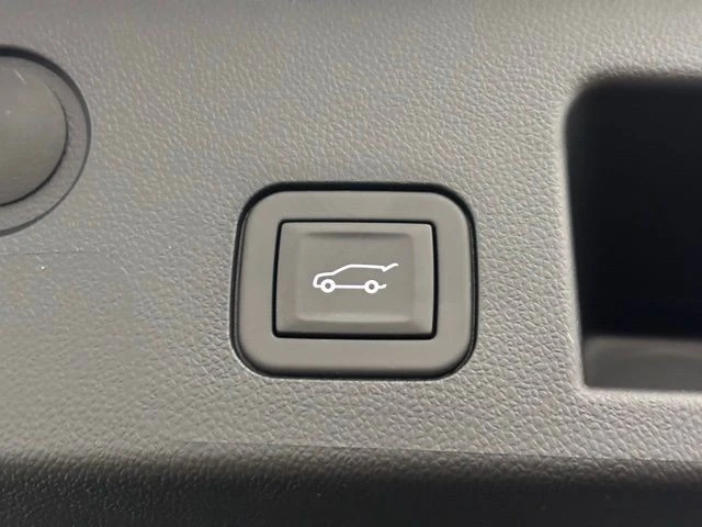 2026 GMC Terrain - Image 10 of 12