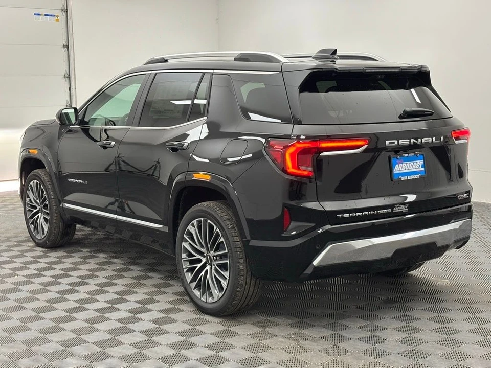 2026 GMC Terrain - Image 12 of 12