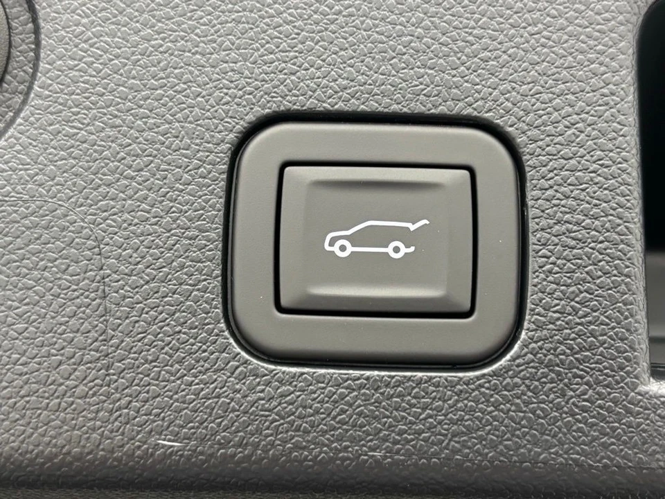 2026 GMC Terrain - Image 11 of 12
