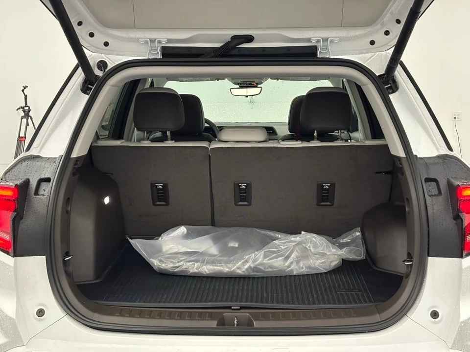 2026 GMC Terrain - Image 12 of 12