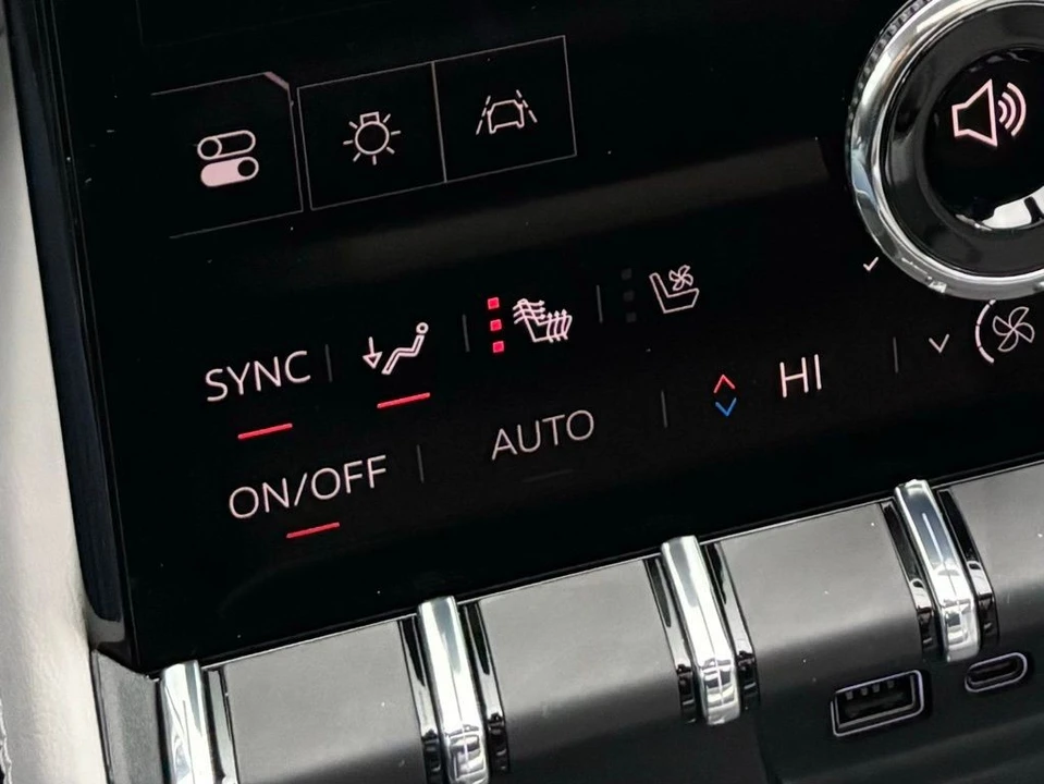 2026 GMC Terrain - Image 8 of 12