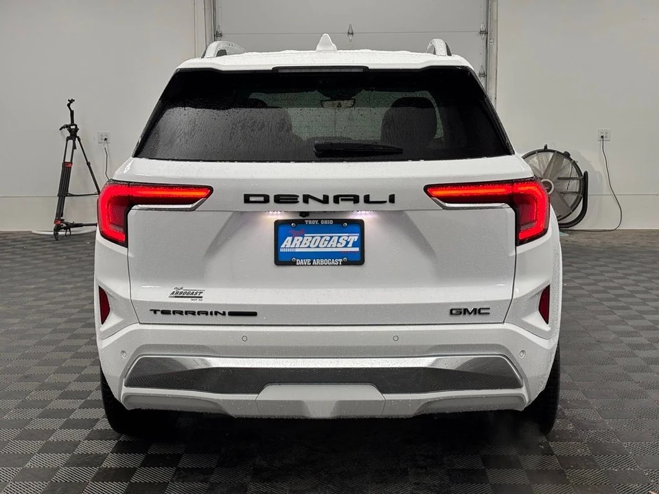 2026 GMC Terrain - Image 11 of 12