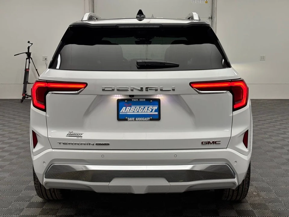 2026 GMC Terrain - Image 10 of 12