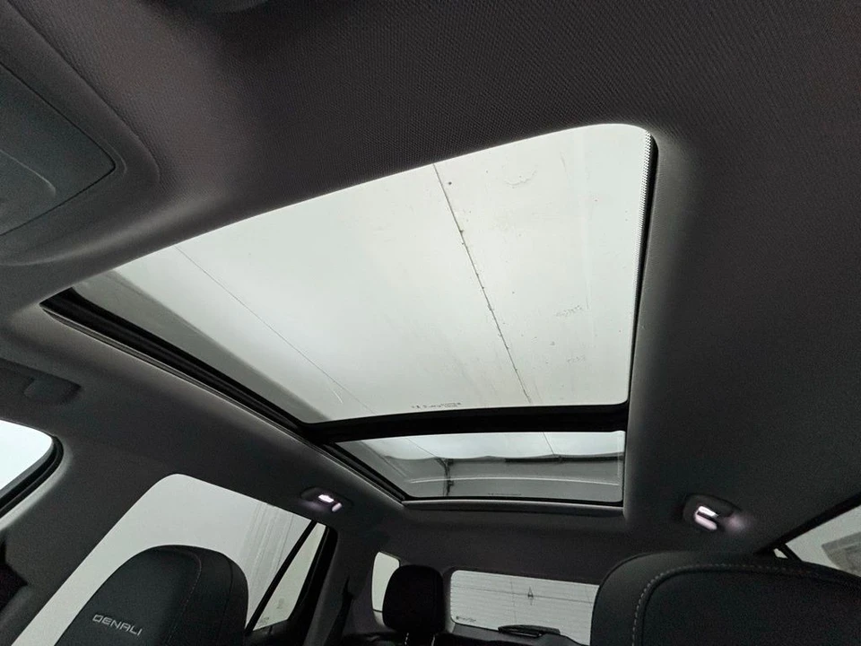 2026 GMC Terrain - Image 4 of 12