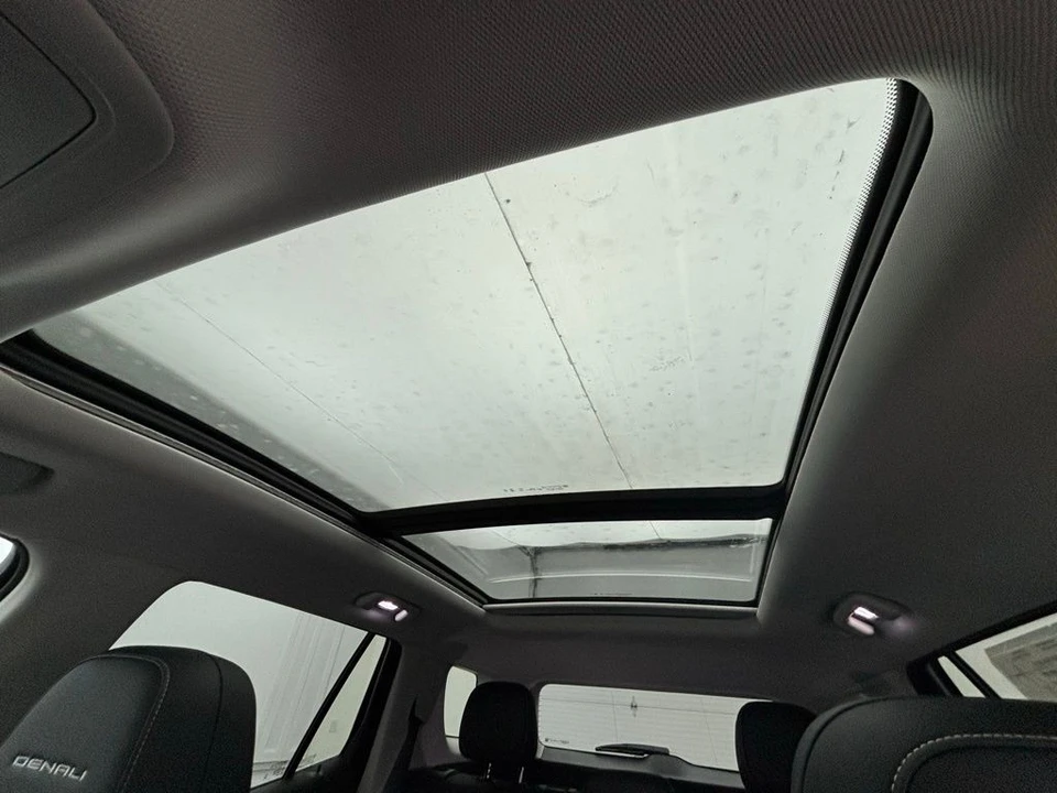 2026 GMC Terrain - Image 4 of 12