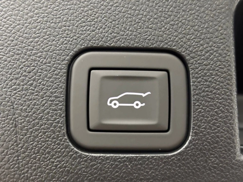 2026 GMC Terrain - Image 12 of 12