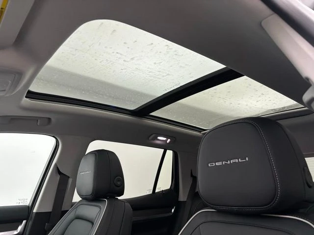 2026 GMC Terrain - Image 4 of 12
