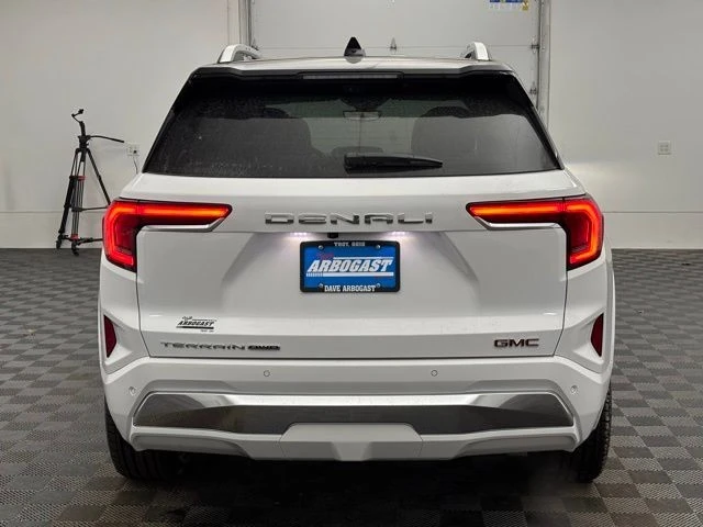 2026 GMC Terrain - Image 10 of 12
