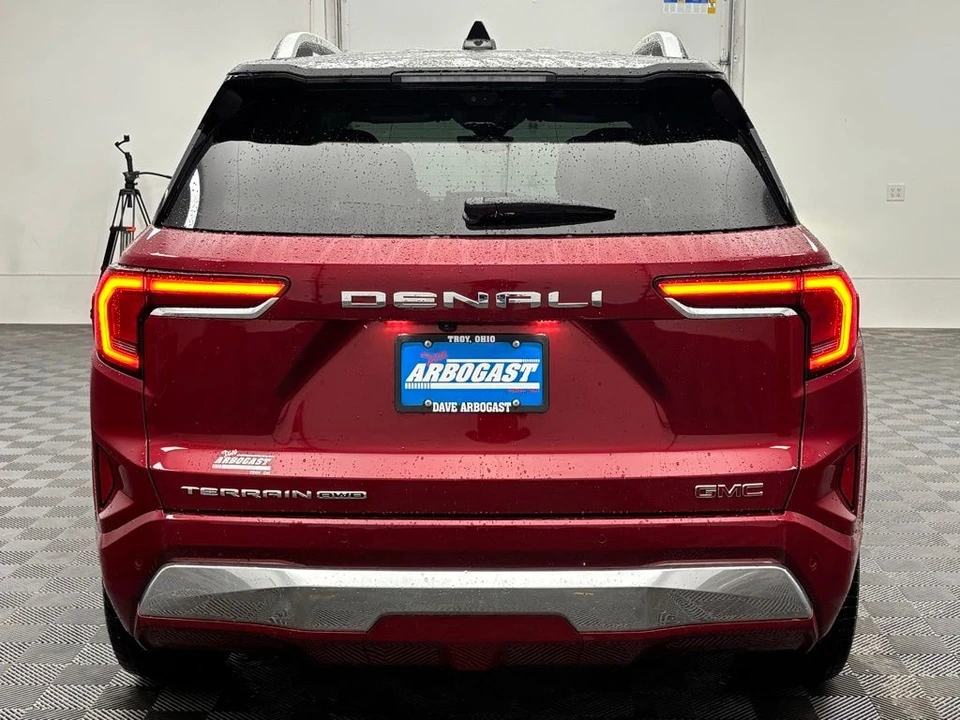 2026 GMC Terrain - Image 10 of 12