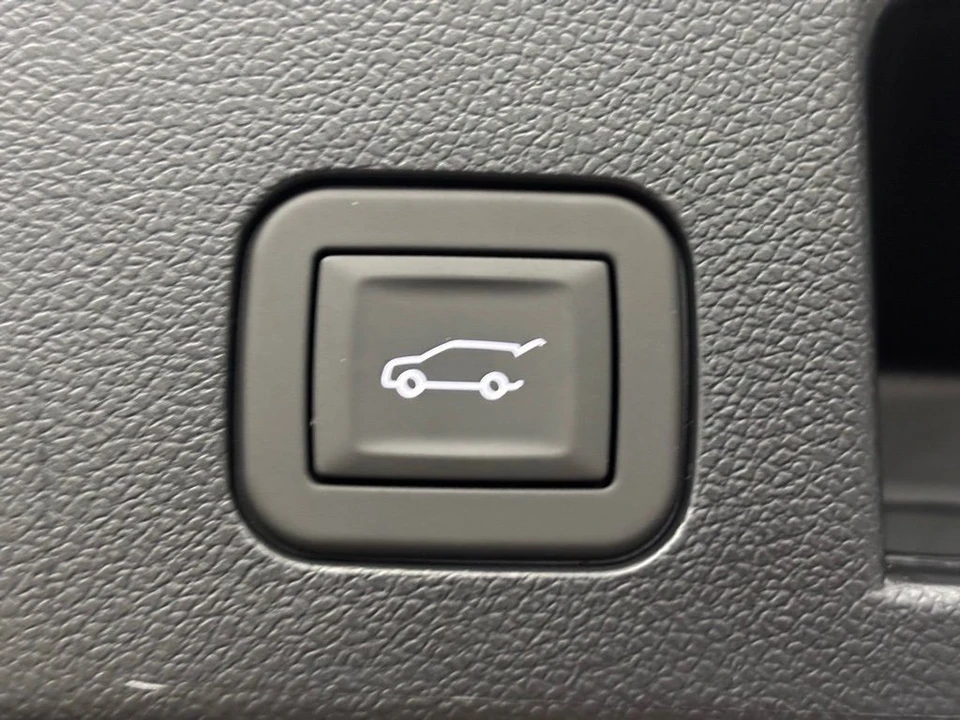 2026 GMC Terrain - Image 12 of 12