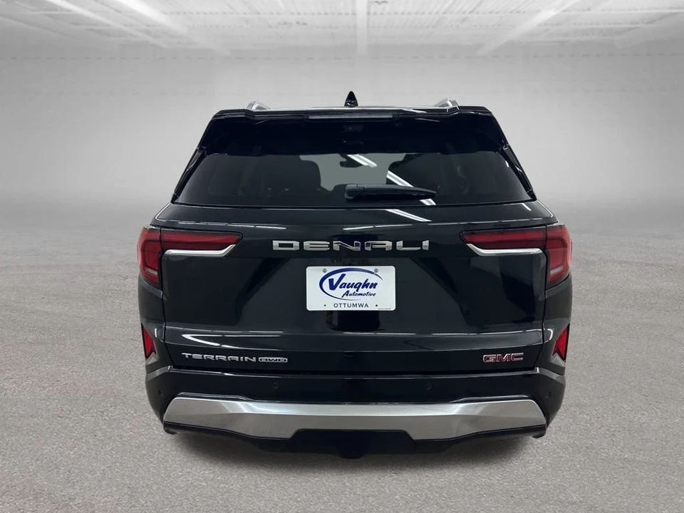 2026 GMC Terrain - Image 9 of 12