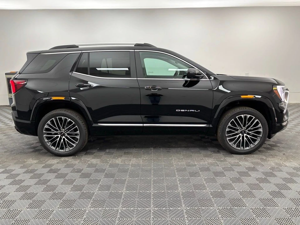 2026 GMC Terrain - Image 7 of 12
