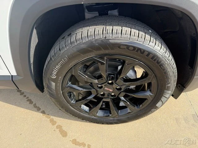 2026 GMC Terrain - Image 4 of 12