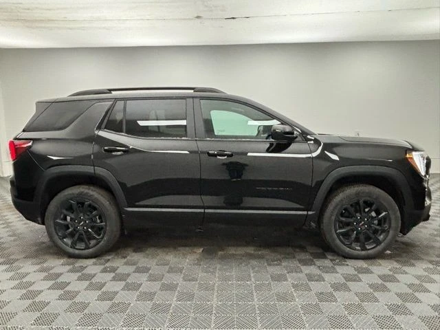 2026 GMC Terrain - Image 5 of 12