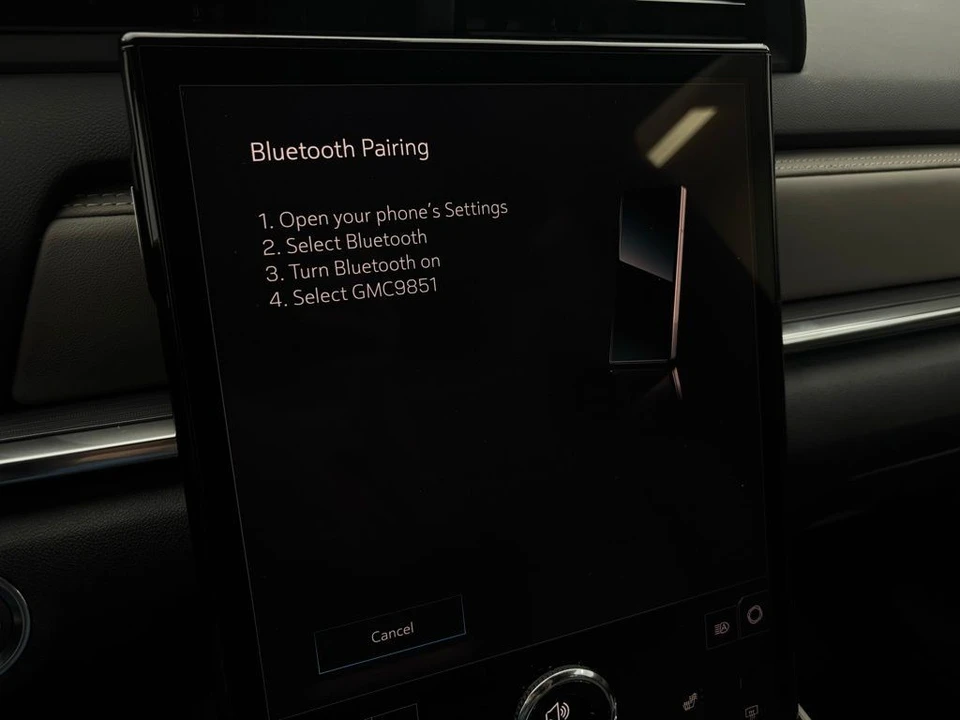2026 GMC Terrain - Image 5 of 12
