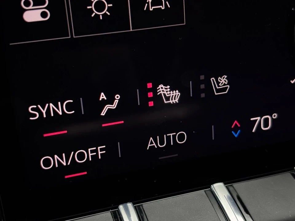 2026 GMC Terrain - Image 4 of 12