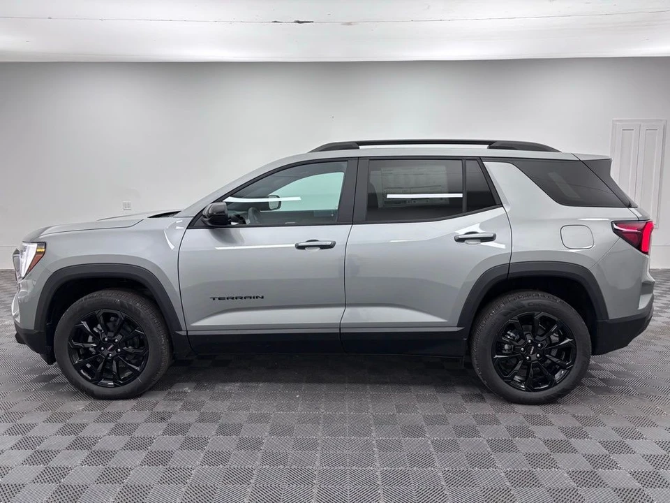 2026 GMC Terrain - Image 12 of 12