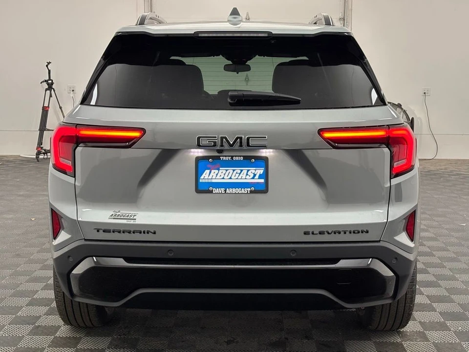2026 GMC Terrain - Image 8 of 12