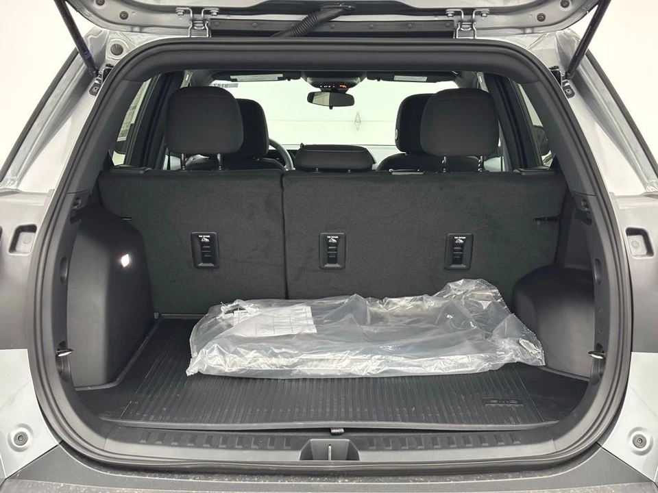 2026 GMC Terrain - Image 9 of 12