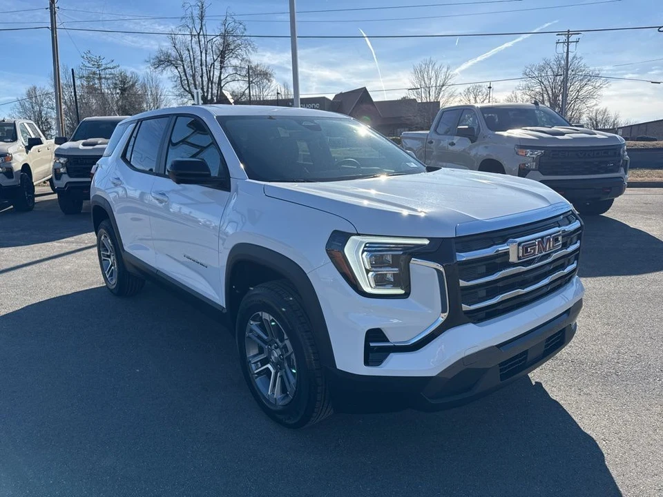2026 GMC Terrain - Image 7 of 12