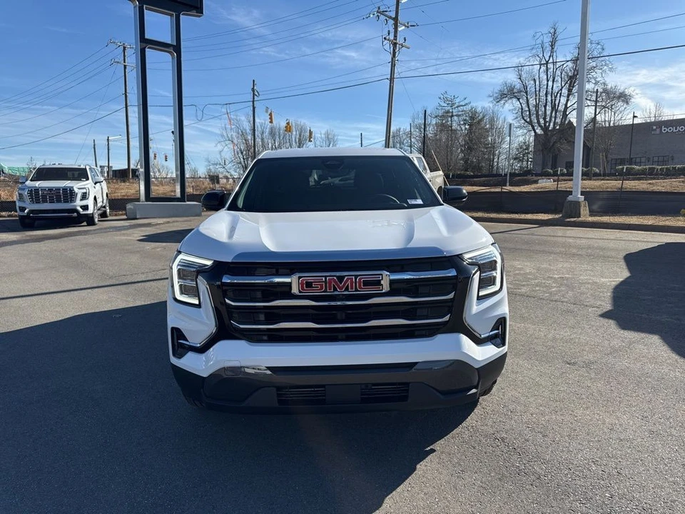 2026 GMC Terrain - Image 8 of 12